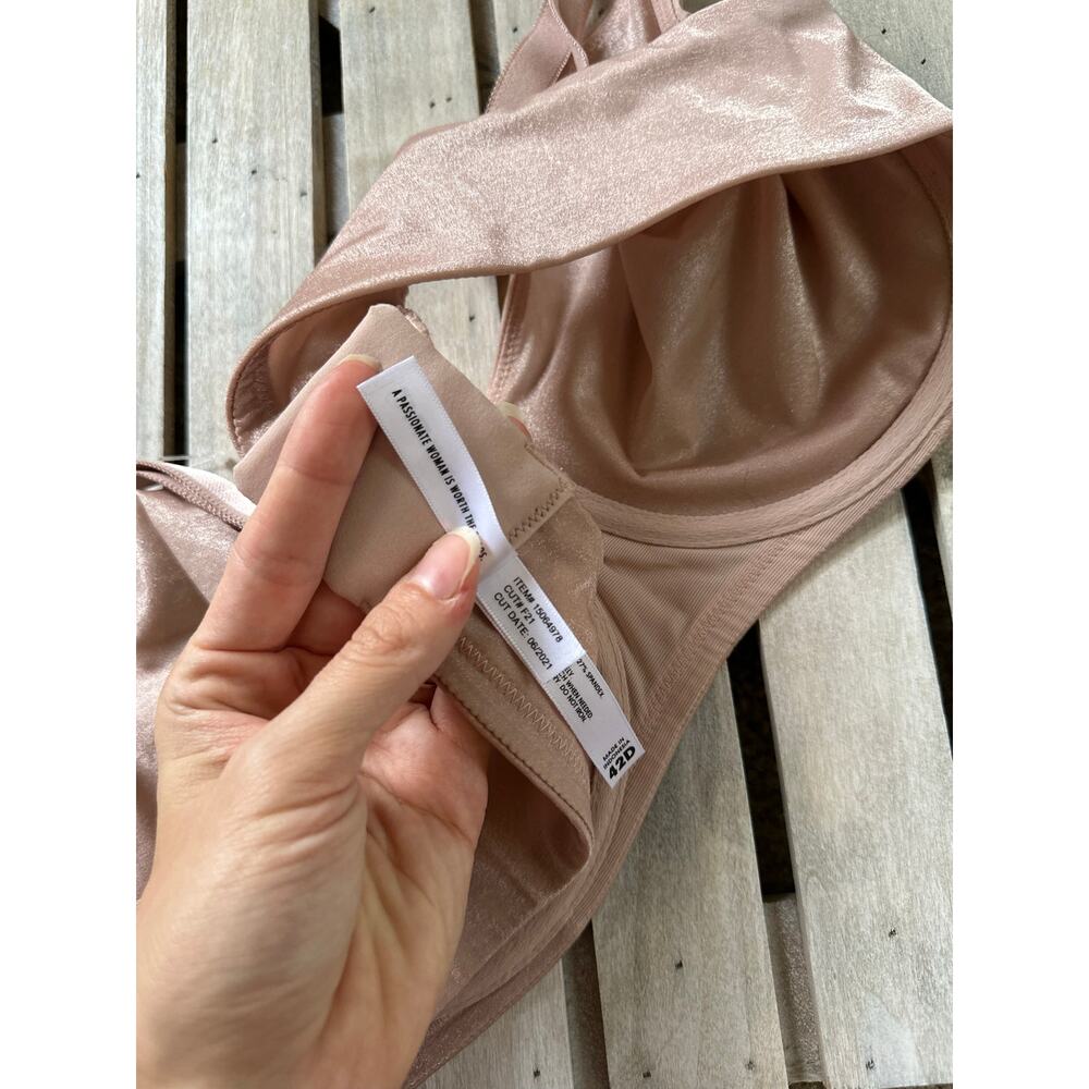 Nwot Torrid Curve Unlined Demi Glossy Mesh Ballet… - image 8